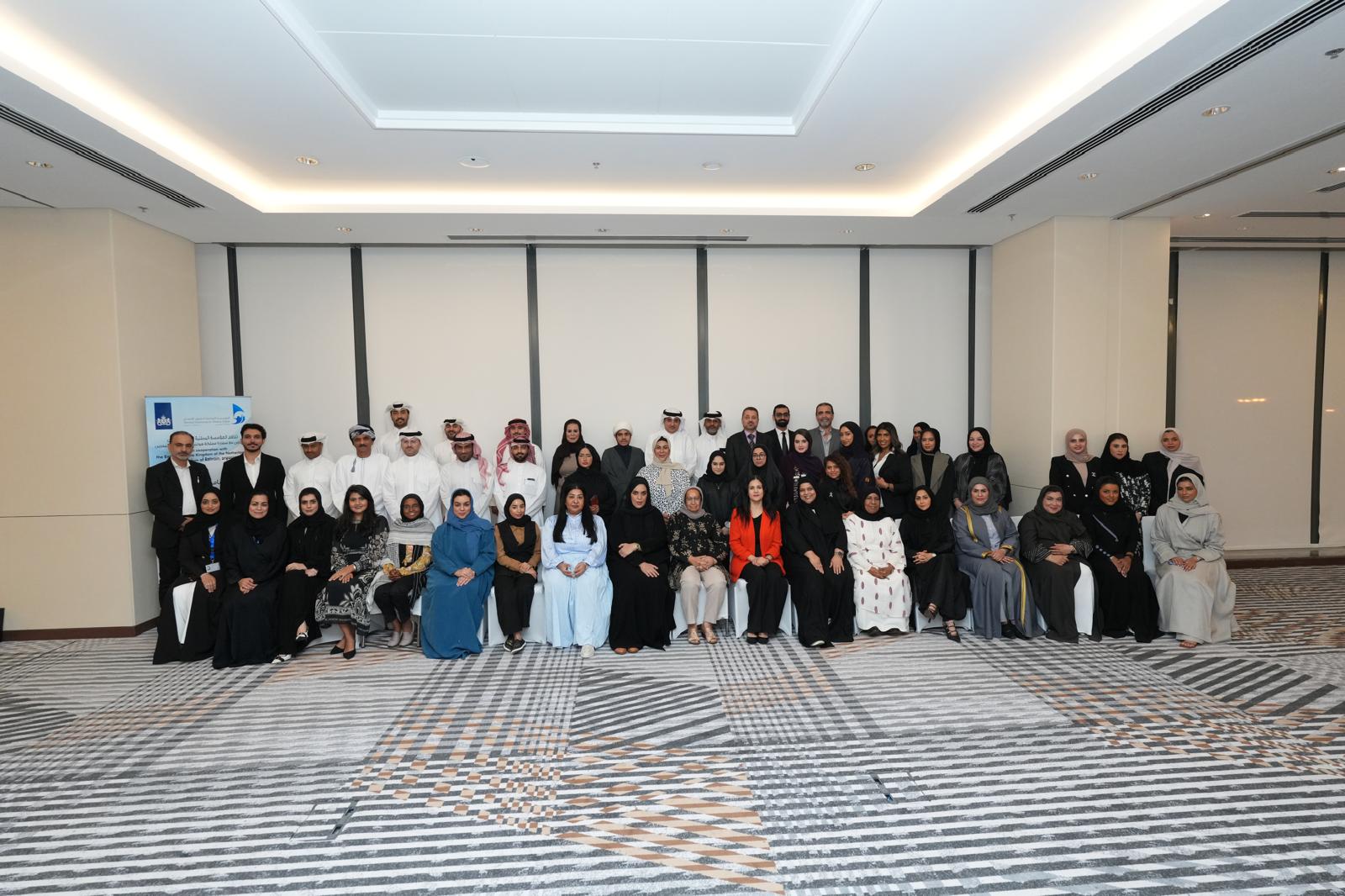 الإدارة العامة للإعلام والثقافة الأمنية تشارك في البرنامج التدريبي حول معايير ومبادئ حقوق الانسان<